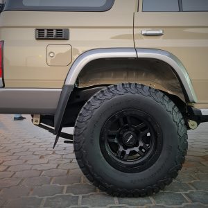LC71/LC76/LC78/LC79 (16X9) 5x Hammer wheels (5×150)