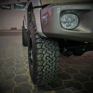 LC71/LC76/LC78/LC79 (16X9) 5x Hammer wheels (5×150)